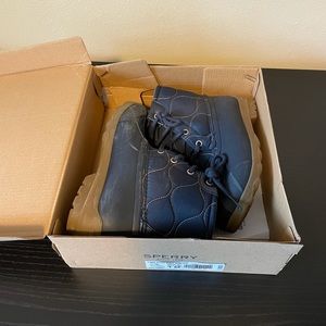 Sperry Port Boot for Kids- Size 1